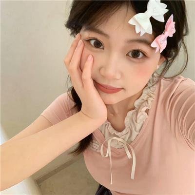 一个叫阿宝的男孩